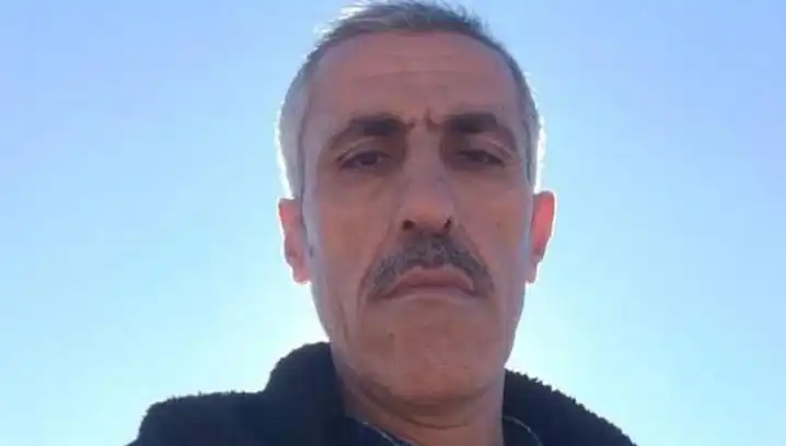 Gençleri "Çime Basmayın!" Diye Uyardı, Bıçaklı Saldırıya Uğradı