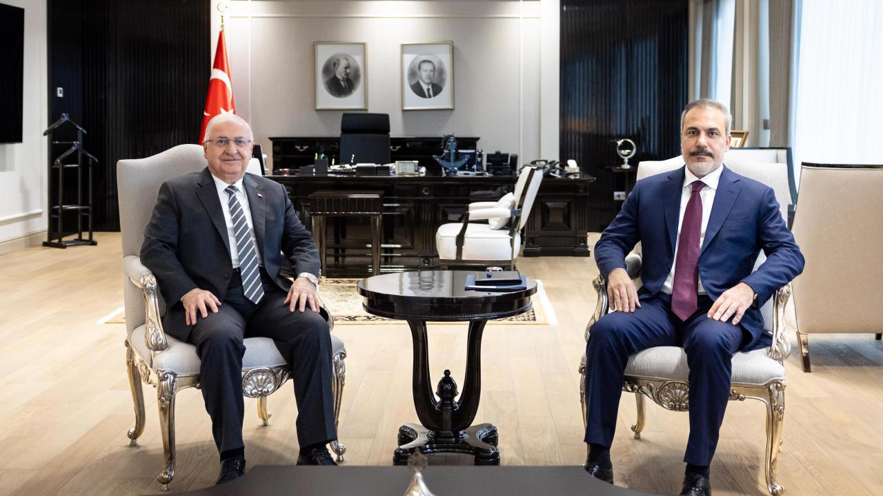 İçişleri ve Milli İstihbarat Bakanları Toplantıda Buluştu