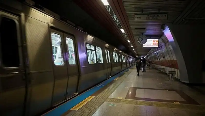 İstanbul'da Eylem Yasağı İçin Metro Seferleri Durduruldu: Detaylar Burada!