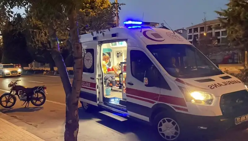 Otomobil Motosikleti Sürükledi, Sürücü Kayıplara Karıştı!
