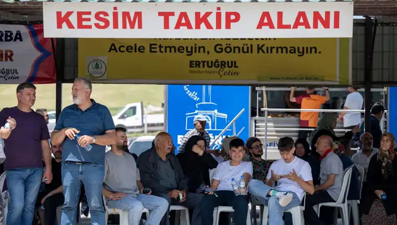 Ankara Kurban Pazarlarında Hareketlilik: Alım Satım Hız Kesmeden Devam Ediyor