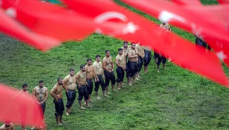 Türkiye’nin Geleneksel Yağlı Güreş Festivali: 664. Kırkpınar Yağlı Güreşleri Başlıyor!