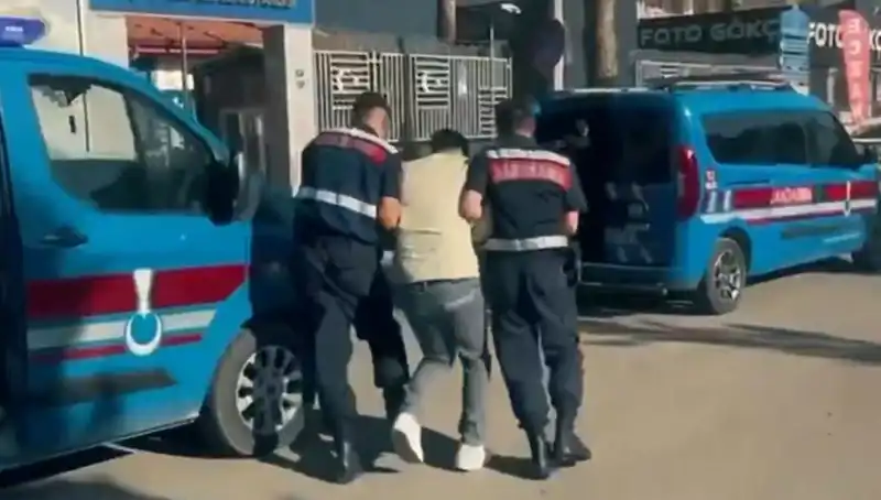 10 İlde 5 Suç Örgütüne Dev Operasyon: 74 Kişi Gözaltında