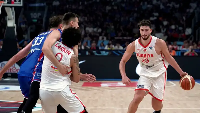 12 Dev Adam, 16. Turda İsveç’i Geçerek Yarı Finallere Yükseldi!