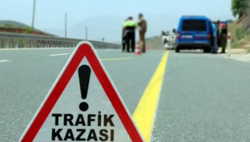 Bitlis'te Korkutan İki Ayrı Kaza: 19 Kişi Yaralandı