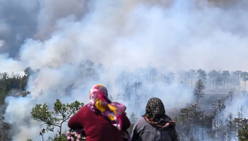 Bursa'da Yangınlar Söndü: Kirli Hava Sorunu Devam Ediyor