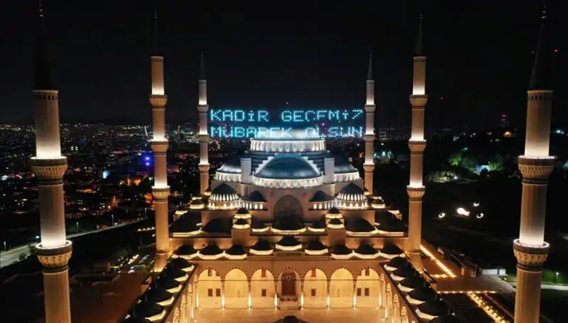 Kadir Gecesi 2025: Hangi Tarihte İdrak Edilecek?