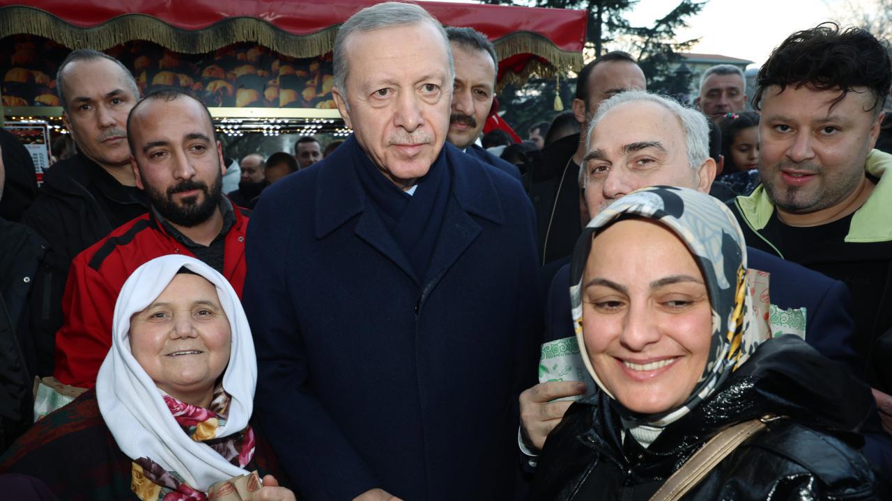 Cumhurbaşkanı Erdoğan Kandili Kutladı
