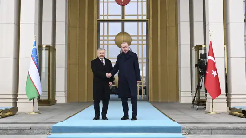 Özbekistan Cumhurbaşkanı Mirziyoyev Ankara'ya Geldi: Türk Dünyasında Tarihi Anlar