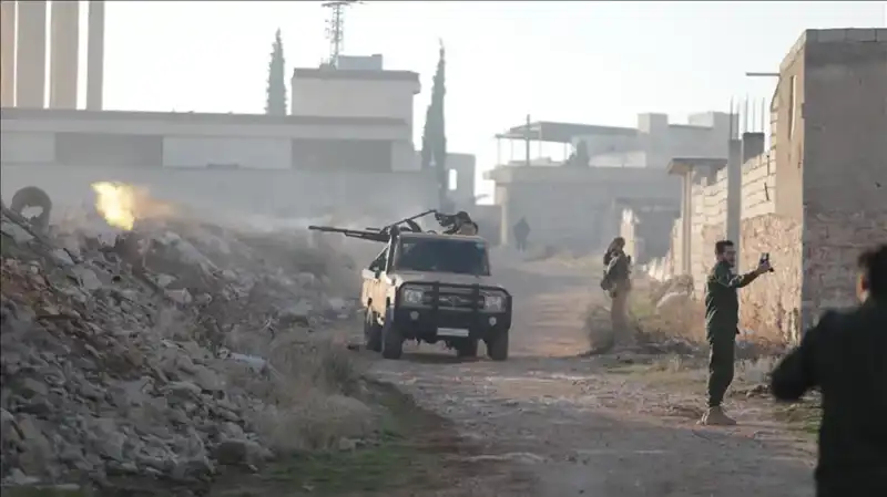 Suriye Ordusu ile YPG Arasında Şiddetli Çatışmalar: 7 Kişi Hayatını Kaybetti