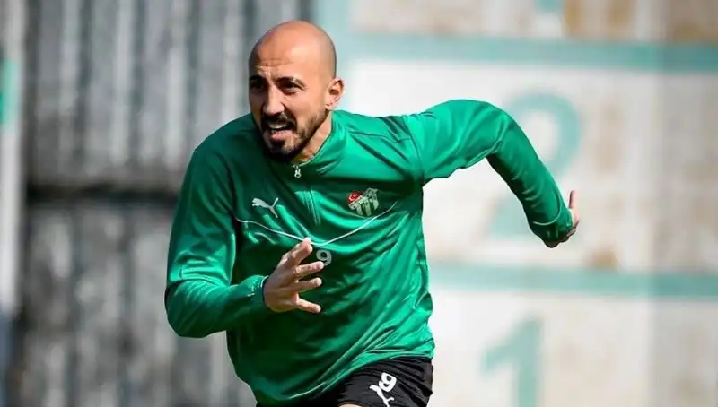 Milli Futbolcunun İkinci Lig Macerası: Yeni Bir Dönem Başlıyor