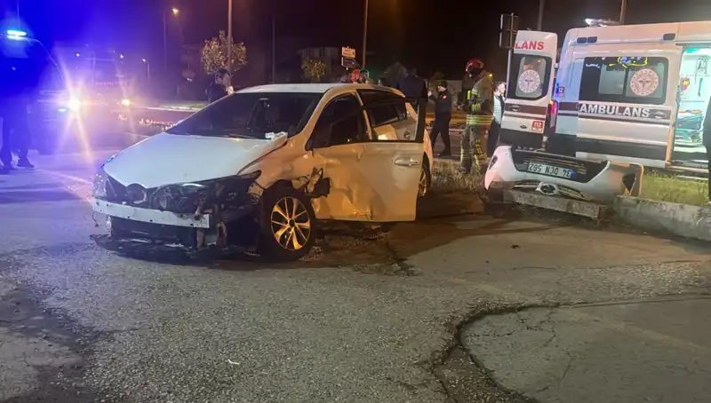 Pikap ve Otomobil Çarpıştı: Kaza Sonrası Şok Detaylar